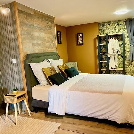 Le Manoir Des Haies Spa Les Champs-Géraux Εξωτερικό φωτογραφία