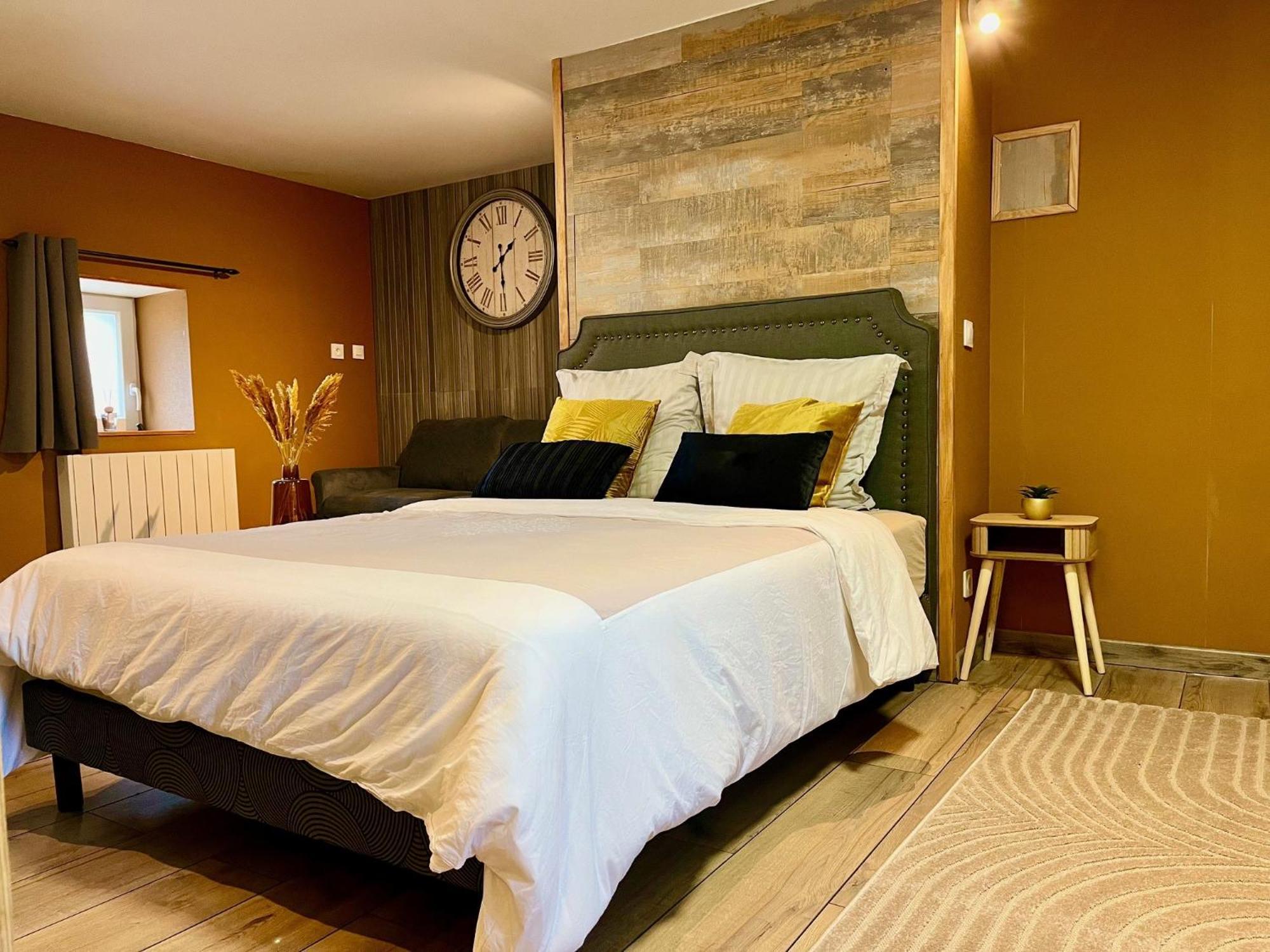 Le Manoir Des Haies Spa Les Champs-Géraux Εξωτερικό φωτογραφία