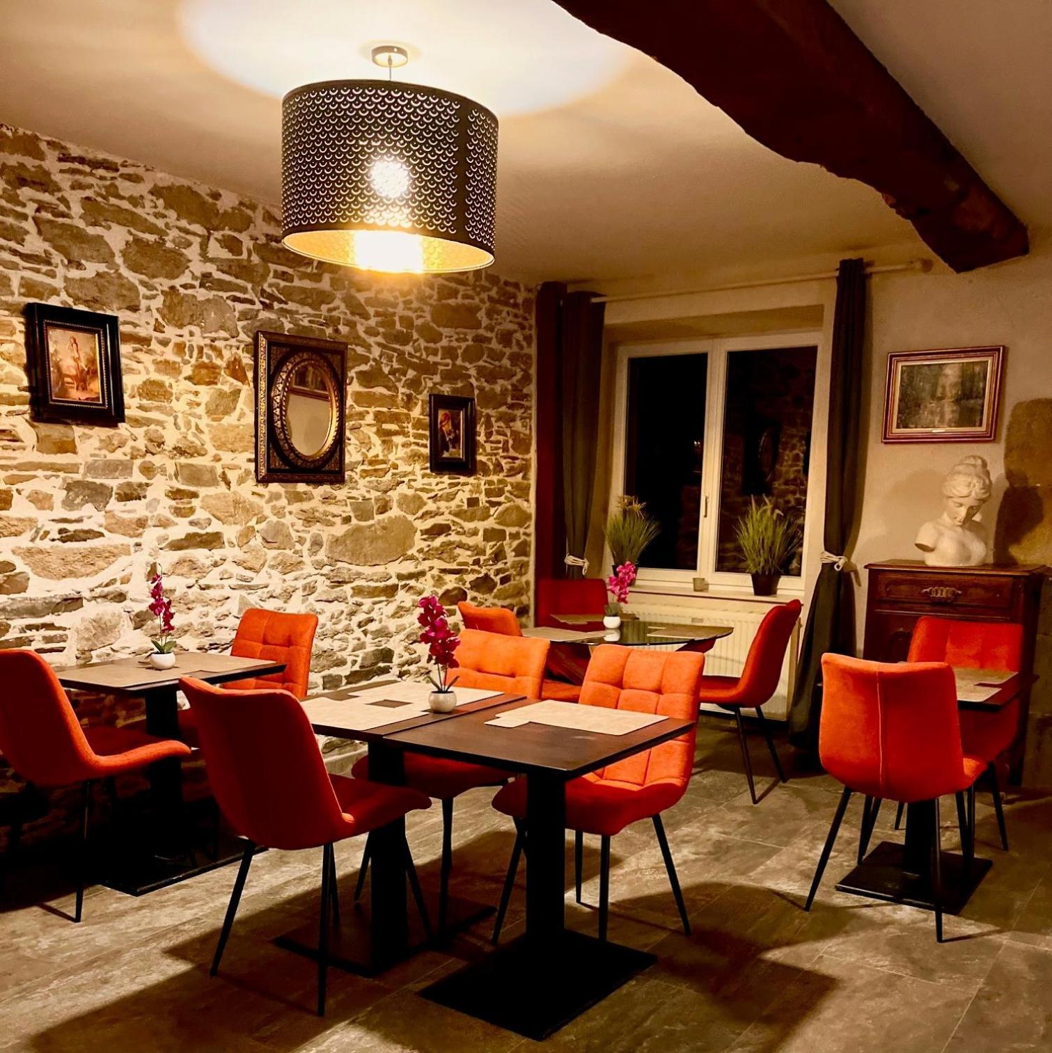 Le Manoir Des Haies Spa Les Champs-Géraux Εξωτερικό φωτογραφία