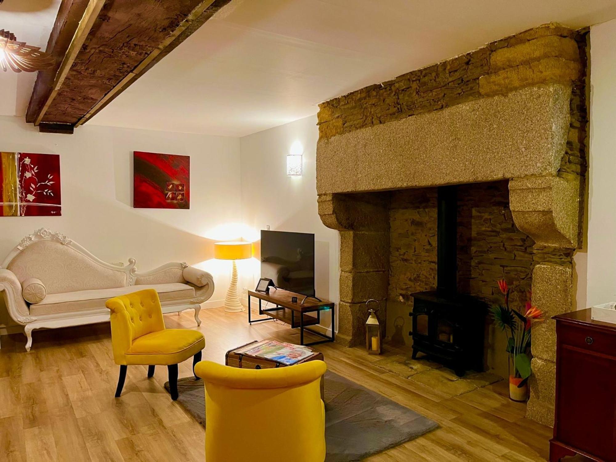 Le Manoir Des Haies Spa Les Champs-Géraux Εξωτερικό φωτογραφία