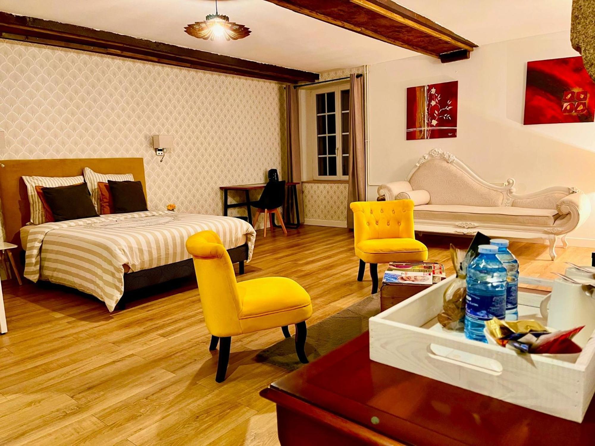 Le Manoir Des Haies Spa Les Champs-Géraux Εξωτερικό φωτογραφία